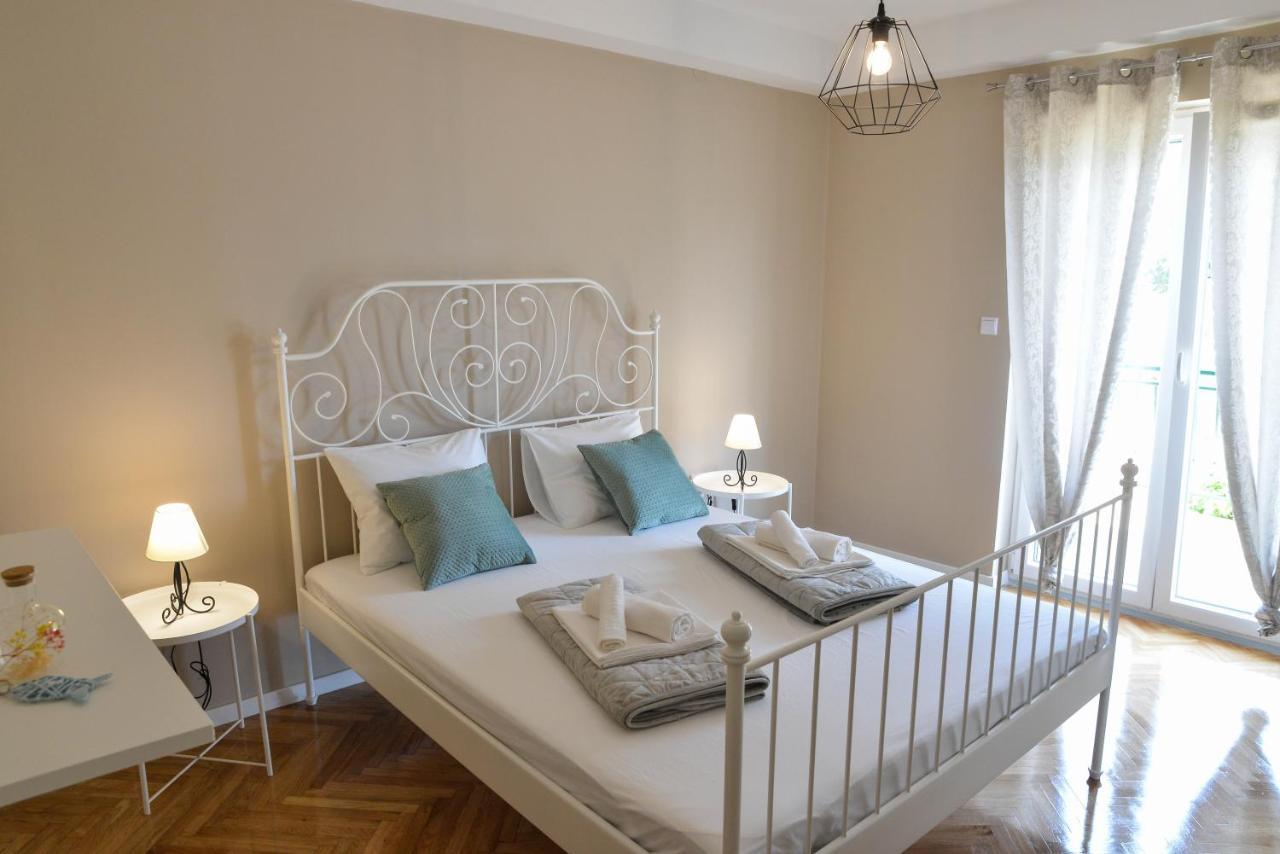 Apartman Maja Zara Esterno foto