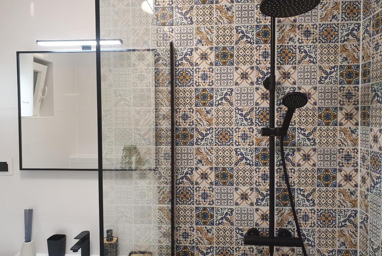 Apartman Maja Zara Esterno foto